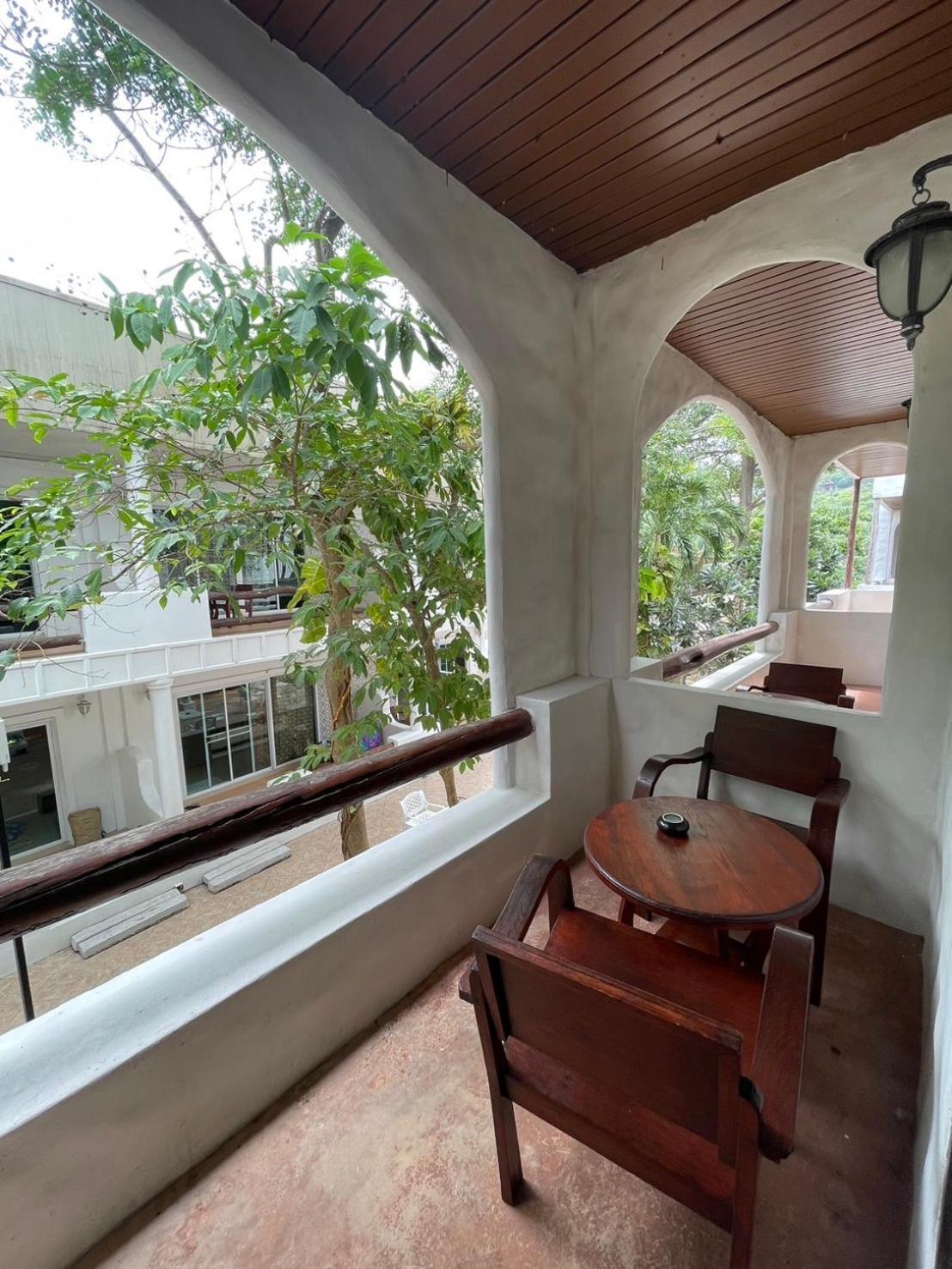 Gee Resort Koh Tao Exterior photo
